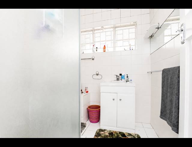 1.5 BEDROOM APARTMENT FOR SALE IN MUSGRAVE